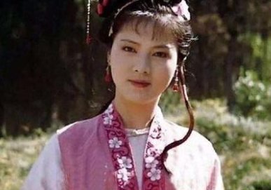 红楼梦中袭人相貌如何？是不是美女呢？