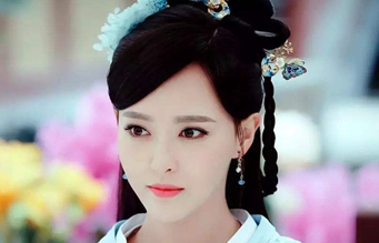 此女两番进宫都得独宠，冯润最后什么结局？
