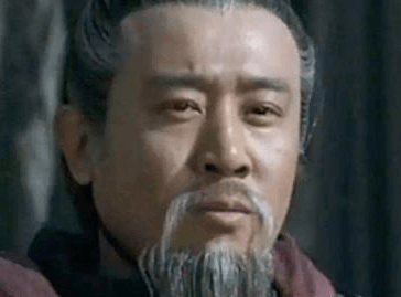 赤壁之战后刘备才有争霸天下的机会 在此之前刘备有机会吗