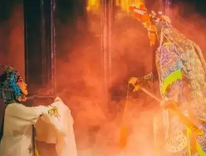 貂蝉送给关羽第二天后就自杀了 关羽到底对貂蝉做了什么