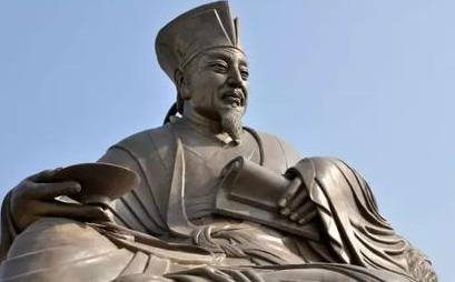 欧阳修为什么会被贬？他去世后埋在了哪里？