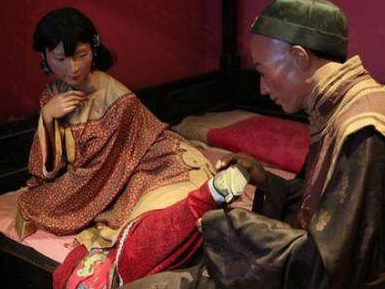 &ldquo;缠足&rdquo;这一习俗最早出现在什么时候？为何能流传那么久？