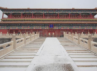 唐朝女性是如何避暑的？与当时的社会环境有什么关系？