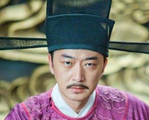 宋仁宗在选择继承人时遇到了哪些问题？他为何最后选择了赵曙？