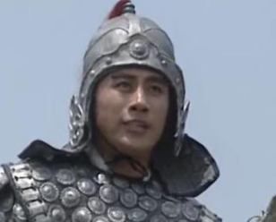 赵云首战文丑和再战长坂坡时是多少岁？他为何不与刘关张三人结拜？