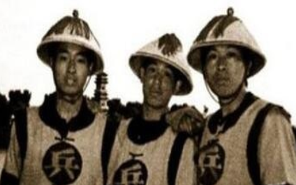 清朝入关以后，绿营兵如何日渐取代八旗兵的主要地位？