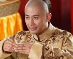 胤礽作为曾经的竞争者，为何雍正登基后对他礼遇有加？