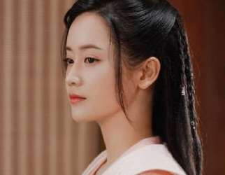 《这丫环我用不起》主演是谁？由郑湫泓、王润泽等主演