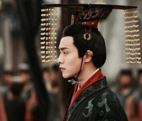 董卓进京之后 董卓为什么能够废立皇帝