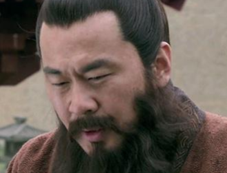 刘备为何没有像曹操那样，身边有同宗的人跟随?