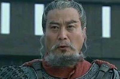 鲍信：汉末群雄之一，死后曹操为他痛哭