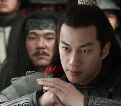 吕布在三国中作为无敌的存在 吕布为何会害怕张飞