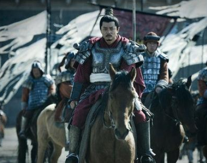 韩信当初如果自立为王的话 韩信能不能打败刘邦