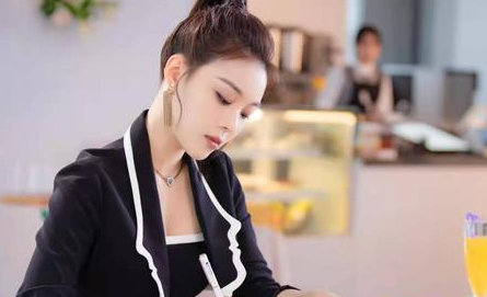 《我和我们在一起》主演有哪些人？讲了什么故事？