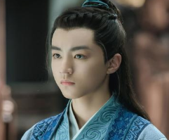 慕容冲短暂的一生经历了什么？他是如何当上西燕皇帝的？