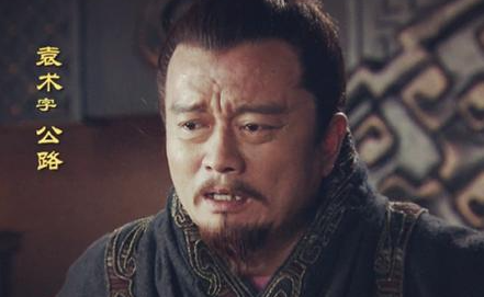 袁术兵强马壮，为何会被曹操轻视呢？