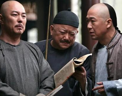 古代皇帝在微服私访的时候 皇帝是怎么证明自己的身份的