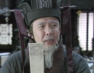 王朗与钟繇的一生有何贡献？在曹魏是何地位？