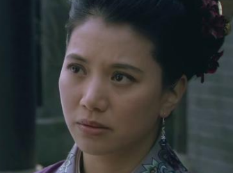 水浒传中林冲为何不带妻子一起去沧州反而要休妻？