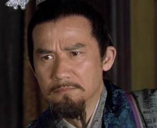 面对高衙内，林冲为何会选择一再退让？