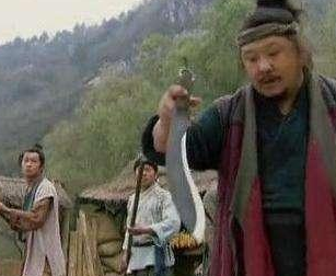 水浒传中杨志与鲁智深是如何拿下了二龙山的？
