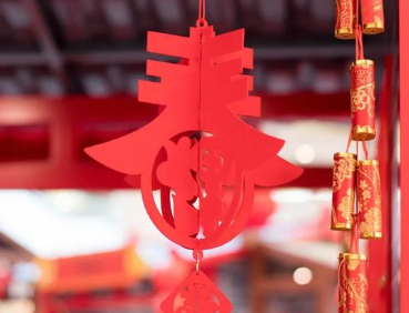 历史上有哪些关于春节的诗作，古代诗人笔下的春季是怎样的？