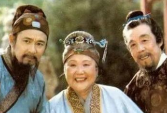 红楼梦中贾代善有多少妻妾？贾母是如何对待她们的？