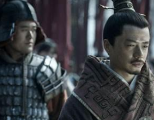 韩信为刘邦提出的两次比较出色的战略决策，分别是在何时？