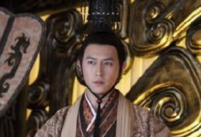 吴王刘濞发起七国之乱的原因是什么？