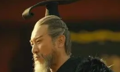 曹操为什么非要杀神童周不疑不可？