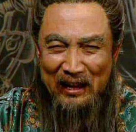 曹操就不想称帝吗 曹操离皇位那么近为何没有称帝