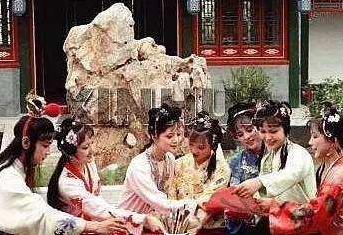 红楼中贾府会败落到底是因为什么？有哪些原因