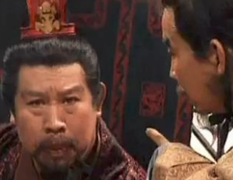 三国时期在曹操接受的所有降将中，待遇最好的人都有谁？