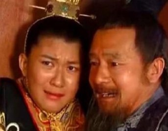 韩林儿被拥立称帝，这在当时造成了多大的影响？