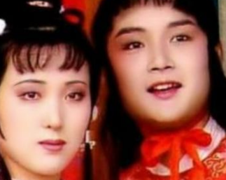 红楼梦中贾宝玉将鹡鸰香串念珠送给林黛玉时，她说了什么