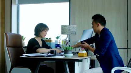 《不惑之旅》正在热播，观众将万黎明与冯春生联系在一起