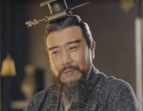 荀彧作为曹操统一北方的大功臣，为何反对曹操称魏公？