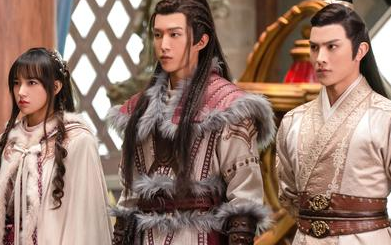 《灵域》中凌萱萱是谁饰演的?她的结局怎么样？
