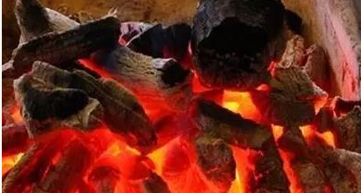 古代在冬天保暖比较麻烦，那古人发明了什么取暖方式？