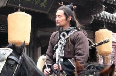 水浒传第六十六回主要内容是什么？这回该如何解析？
