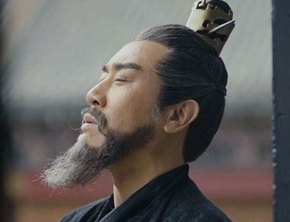 为什么说许攸是曹操在官渡之战中胜利的最大功臣？他最后结局怎样？