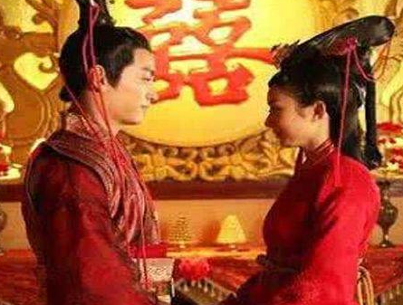 古代女子年纪轻轻尚未发育成熟 她们为何就早早嫁人了