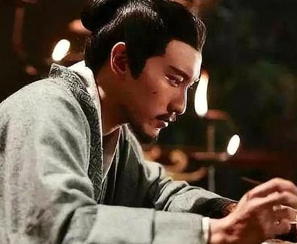 曹操手下的谋士那么多 曹操最离不开的人是谁