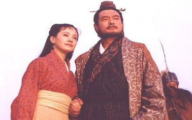 乱世才女蔡文姬的三段婚姻，如何评价她的一生？