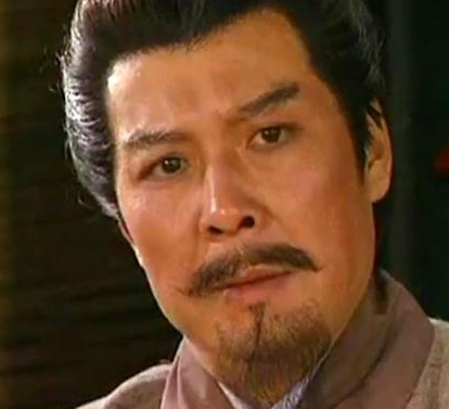 刘备和曹操相比 诸葛亮为什么会选择辅佐刘备