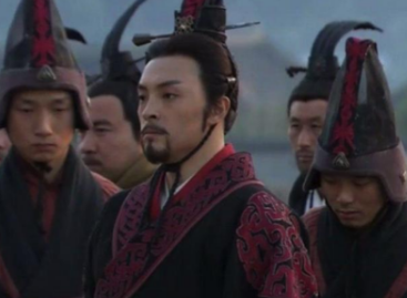 率60万大军灭楚临行前，王翦6次向皇帝求赏的原因是什么