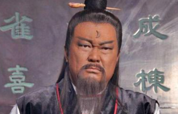 包拯为什么能审自己的侄子呢？不应该避嫌吗？