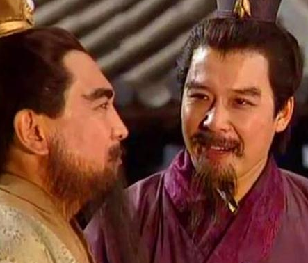 曹操刘备和孙权如果都处在巅峰时期的话 最后活下的人是谁