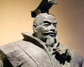 苻坚的仁义体现在哪些方面？为什么说他的失败也是因为仁义？