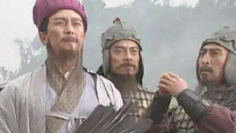 曹操的是三国最大的势力，诸葛亮为什么不投奔曹操呢?